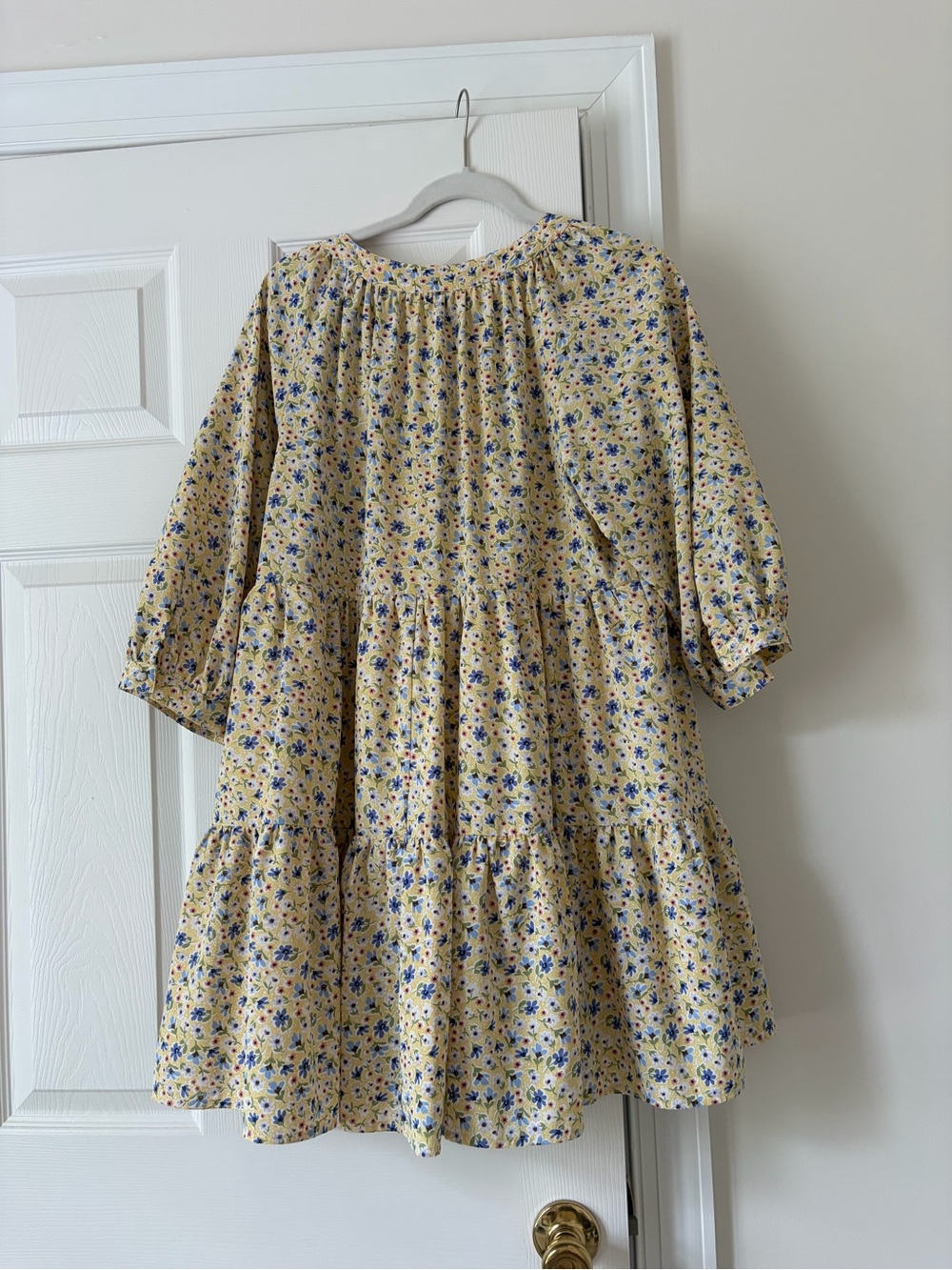 entro Cream Yellow Floral Tiered Mini Dress with Blue Print - Picture 2 of 2